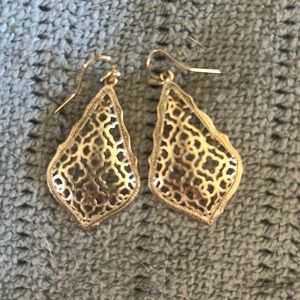 Kendra Scott Addie Gold Drop Filigree Earrings. I have never worn them.